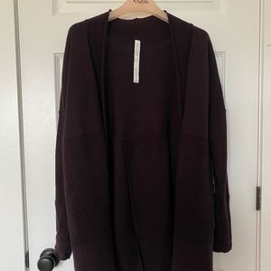 Lululemon open cardigan in plum